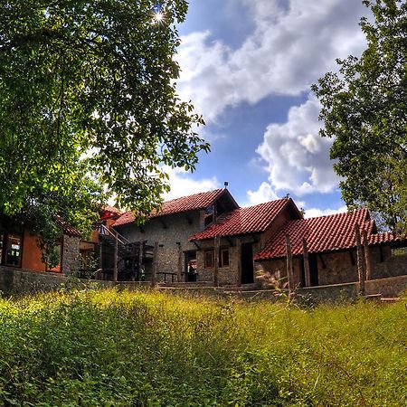 Kanha Earth Lodge Mandla Bagian luar foto