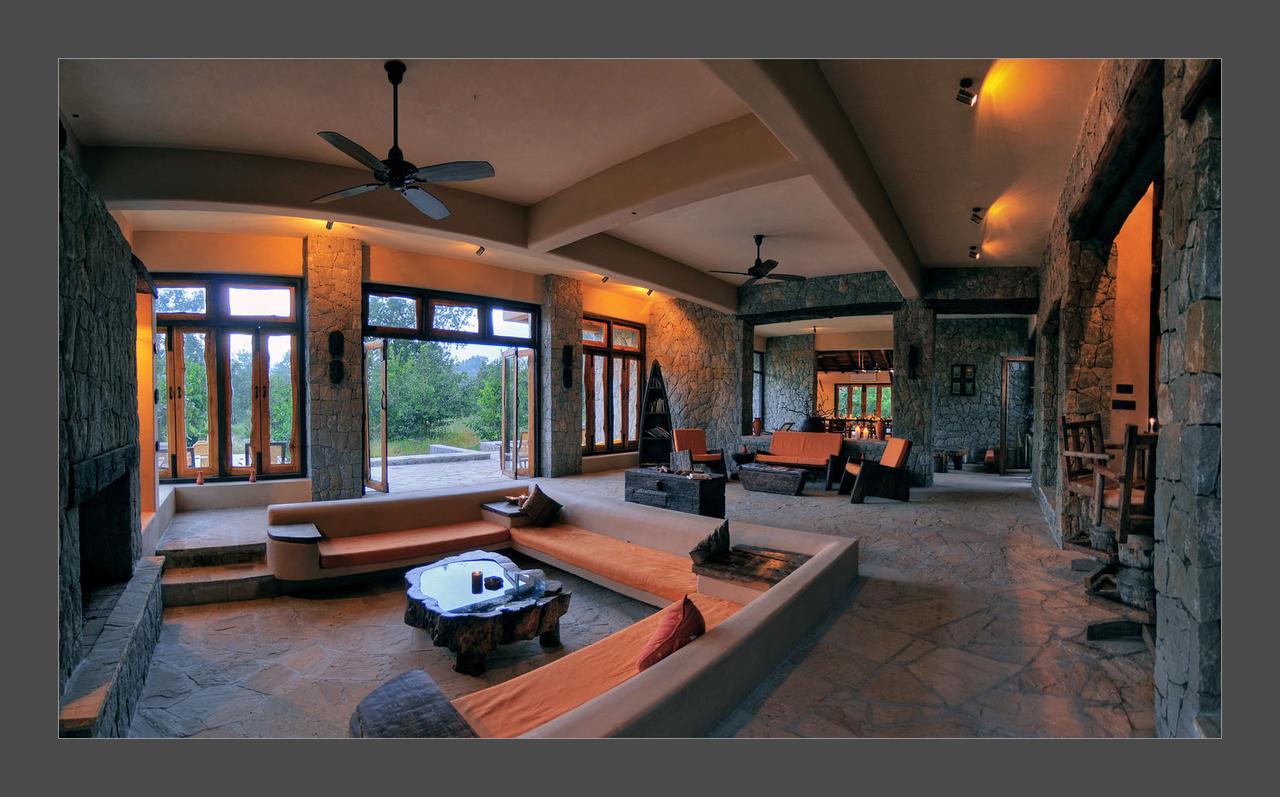 Kanha Earth Lodge Mandla Bagian luar foto
