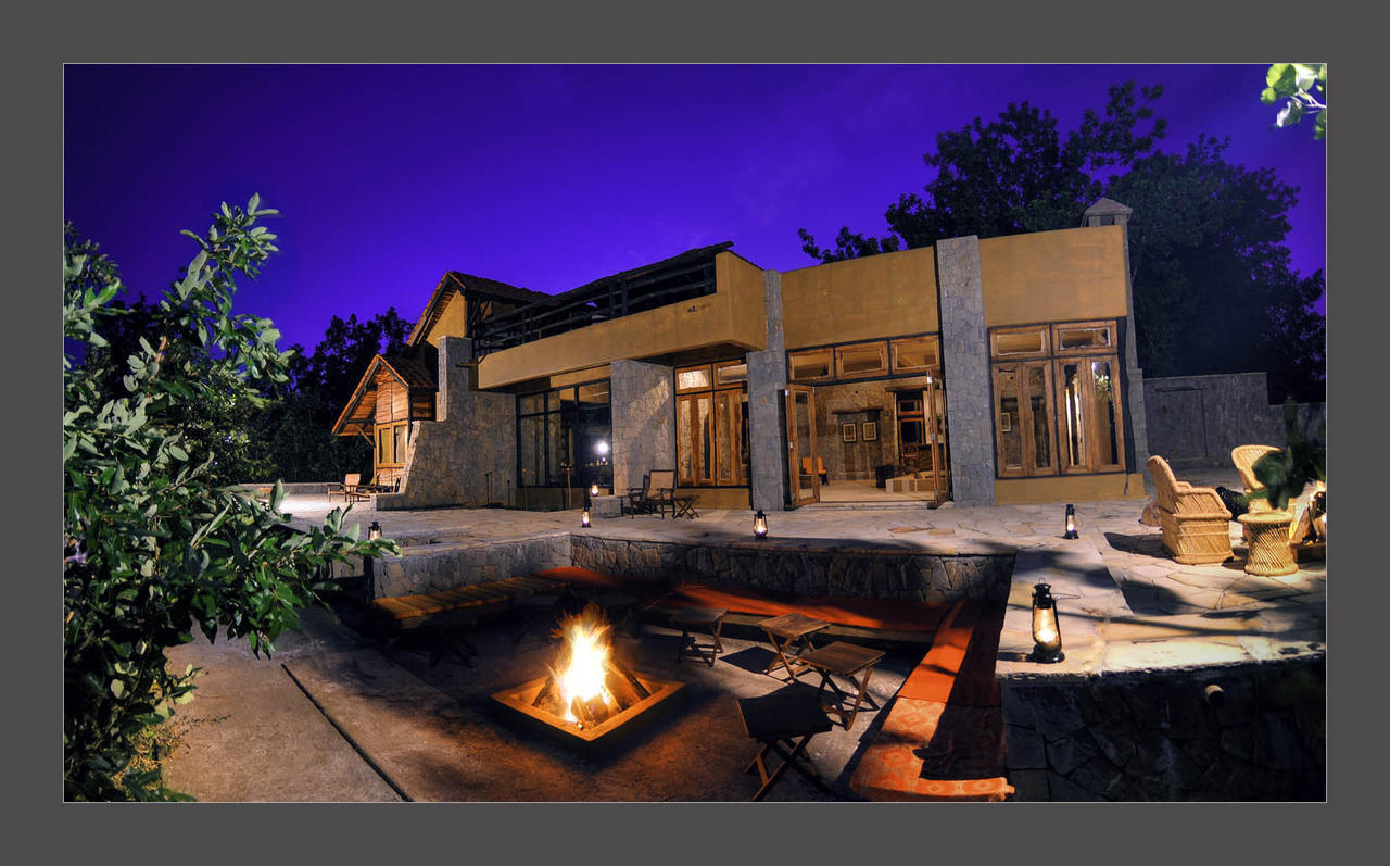 Kanha Earth Lodge Mandla Bagian luar foto